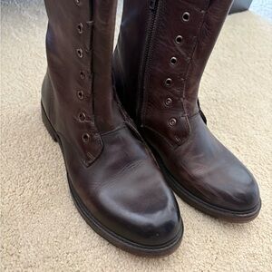 Vintage Foundry Company Brown Leather Boots with Lace-Up Design